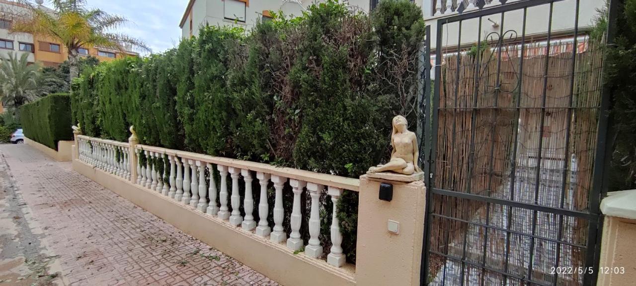 Punta Prima Bungalow Jardin Privado Torrevieja Extérieur photo